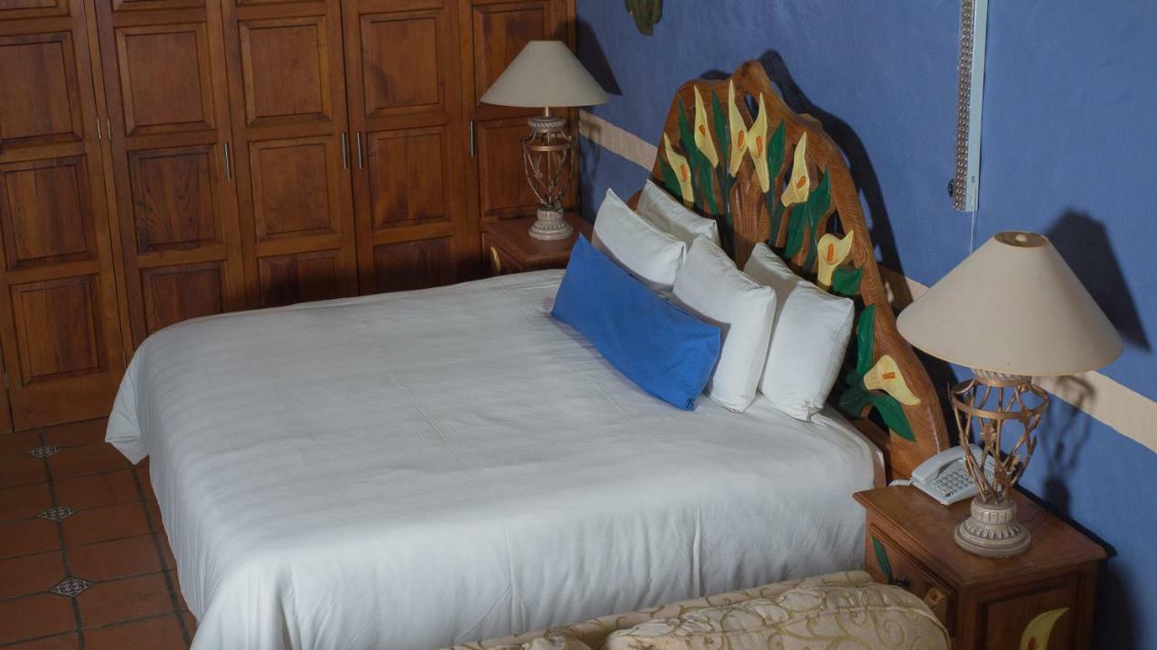 Hotel El Rebozo Valle de Bravo Exterior photo